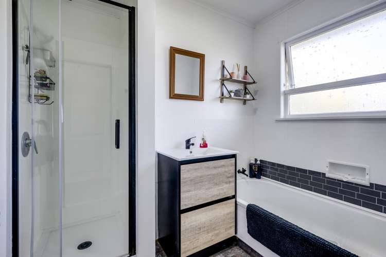 52 Wynyard Crescent Tamatea_13