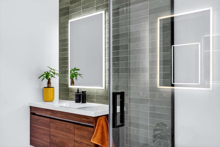 11 Whangaehu Place Te Awa_17