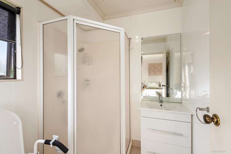 244 Thomas Road Rototuna North_8