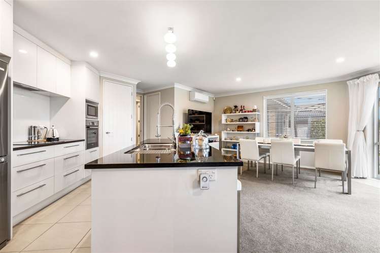 38 Gilbransen Road Kumeu_11