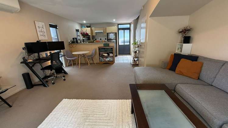 34/8 Soljak Place Mount Albert_6
