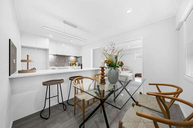 95 Te Atatu Road Te Atatu South_3