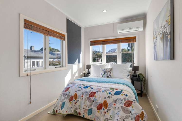 11 Luplau Crescent Cockle Bay_13