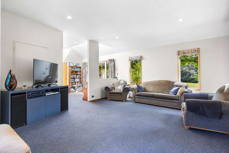 8 Cedar Place Amberley_11