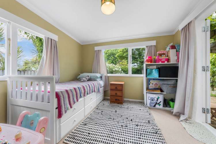 5 Pine Street New Lynn_7