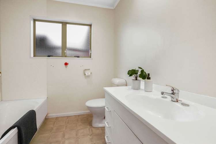 2/84 Parau Street Mount Eden_10