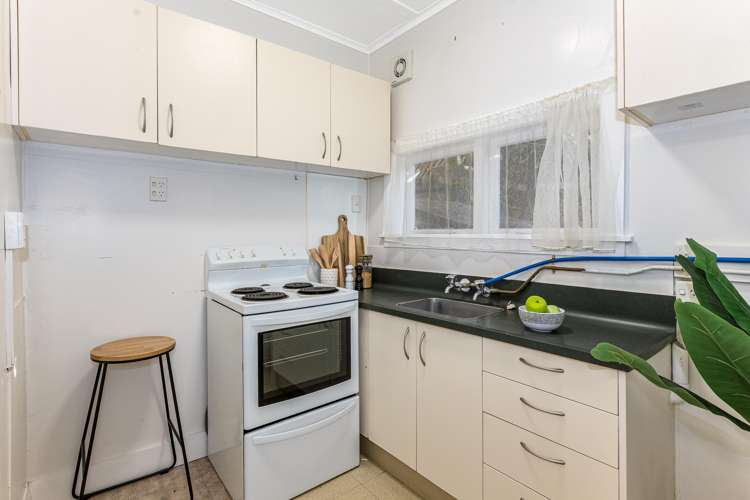 196 Evans Bay Parade Roseneath_16