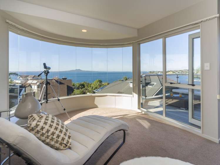 31 Churchill Road Murrays Bay_0