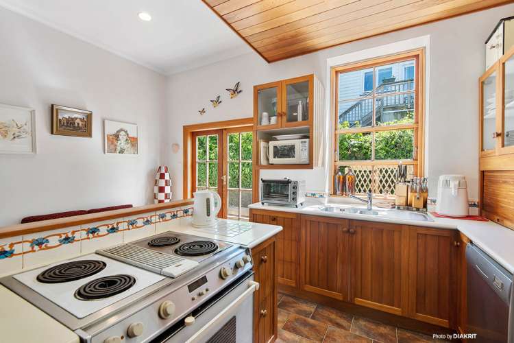 12 Manley Terrace Newtown_6