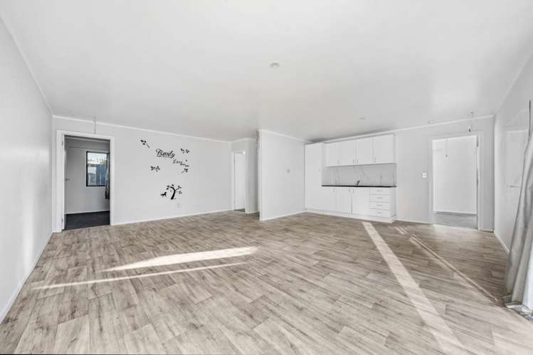 24 President Avenue Papakura_14