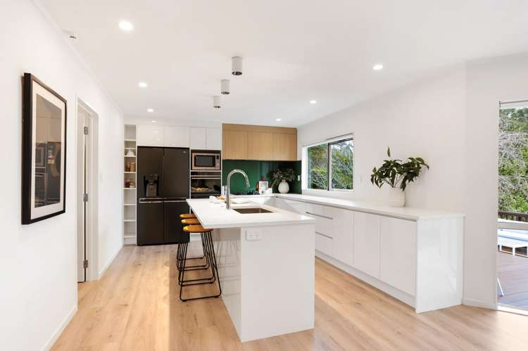 30d Derwent Crescent Titirangi_12