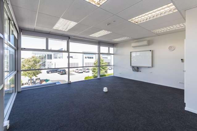 92 Russley Road Russley_4