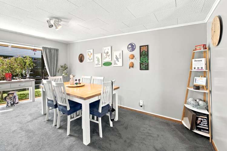 64 Cuffs Road Wainoni_7