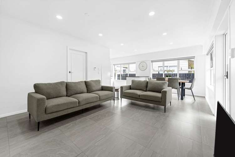 2/286 Porchester Road Takanini_9