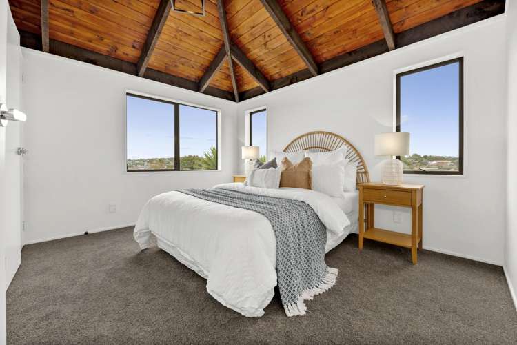 64A Mirrabooka Avenue Botany Downs_12