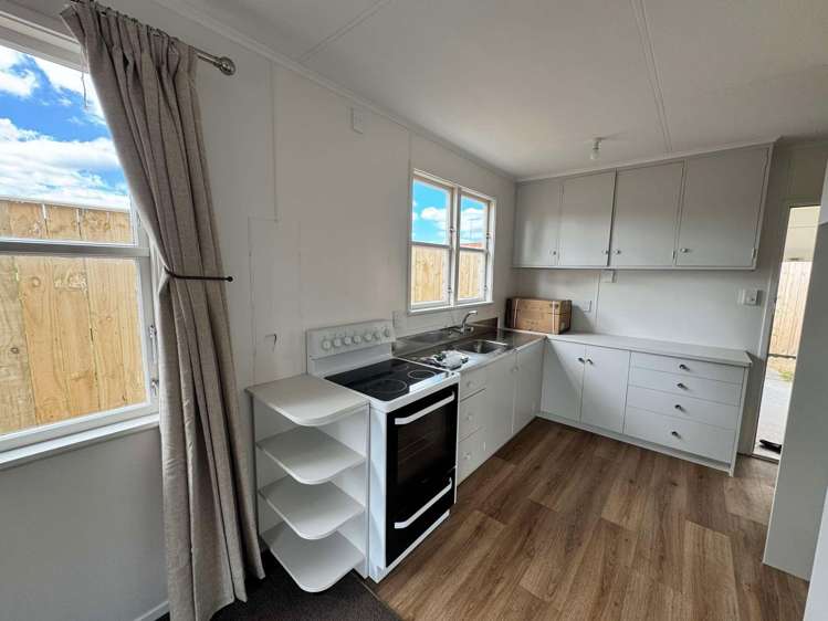 A/52 South Street Feilding_3