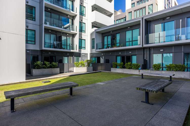 150/6 Dockside Lane Auckland Central_8