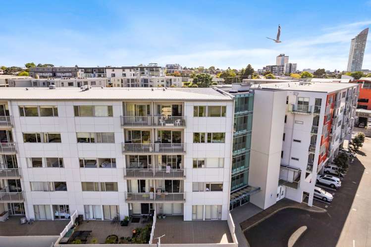 502A/130 Anzac Street Takapuna_11