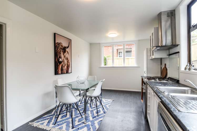 17 Riselaw Road Calton Hill_13