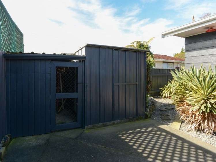 216 Chatham Road Flaxmere_15