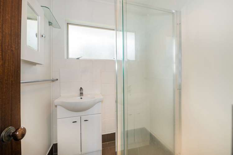 2/6 Richards Avenue Forrest Hill_8