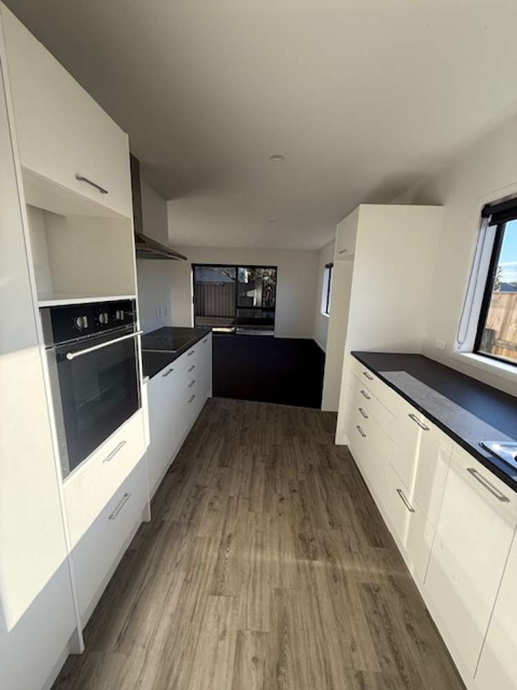 6D Orlando Street Stratford District_7