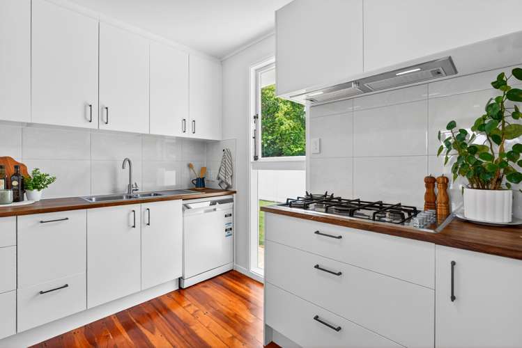 17 Lysander Crescent_4