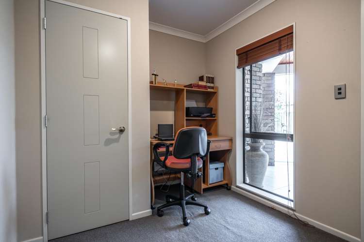 8 Cooper Crescent Cambridge_20