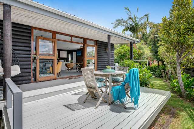 Cottage Character, So Close to the Beach!