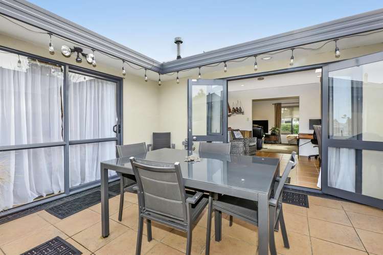 1015 Caroline Road Mayfair_12