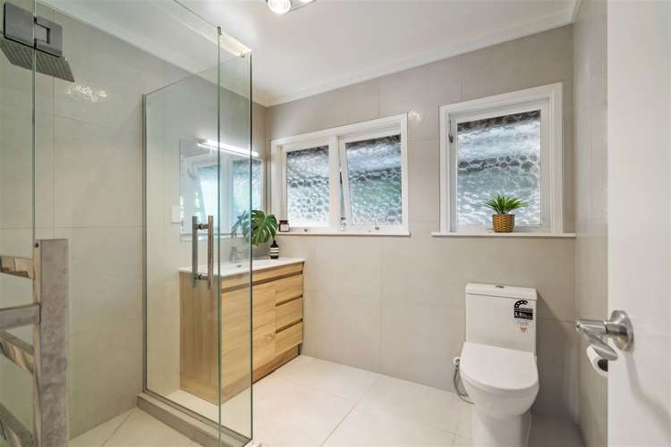 5 Taurus Crescent Beach Haven_23