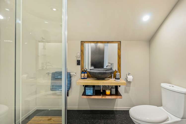 155 Derham Road Te Horo_21