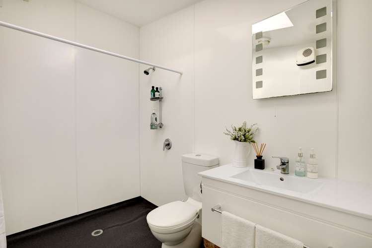 147 Raumati Road Raumati Beach_14