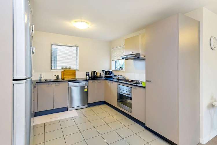 2a/20 Morning Star Place Mount Albert_5