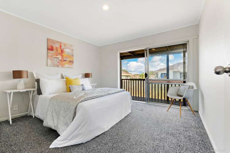 2/32 Kennington Drive Clendon Park_2