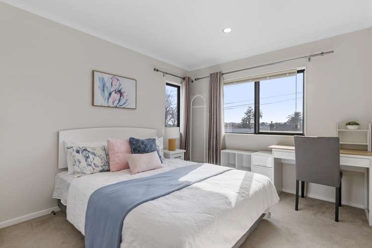 2 Takahe Avenue Takanini_11