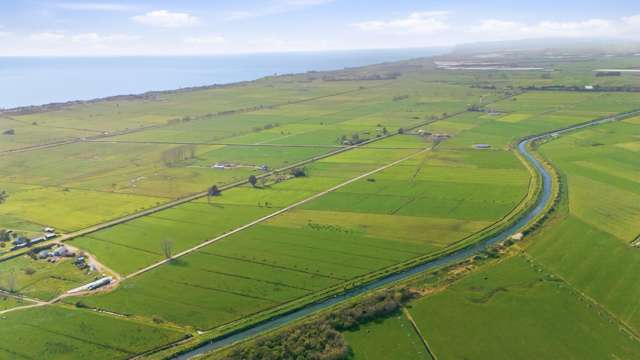 155 Cutwater Road Pukehina_1