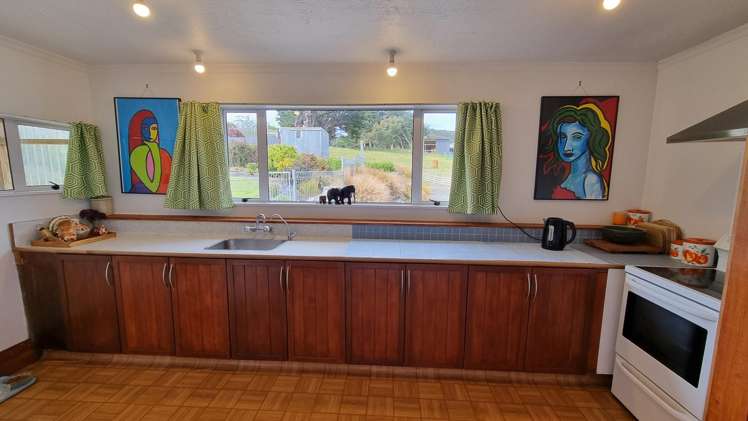 99 Orepuki Riverton Highway_2