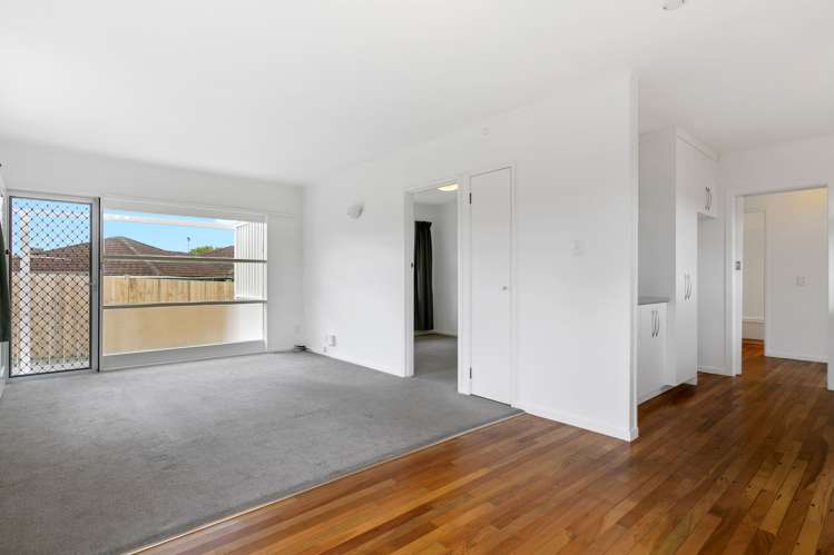2/33 Malone Road Mount Wellington_17