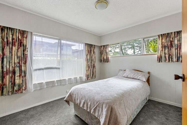 23 Coromandel Crescent Mairangi Bay_15