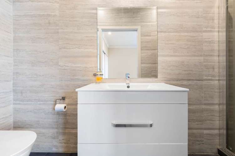 8 Gills Avenue Papakura_16