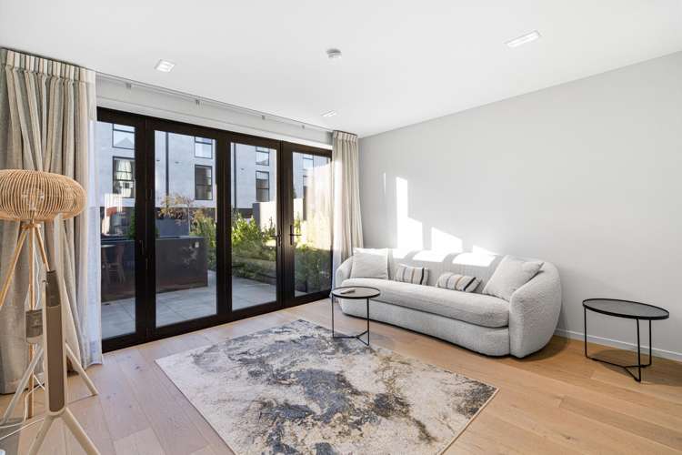 8/33 Kilmore Street Christchurch Central_5