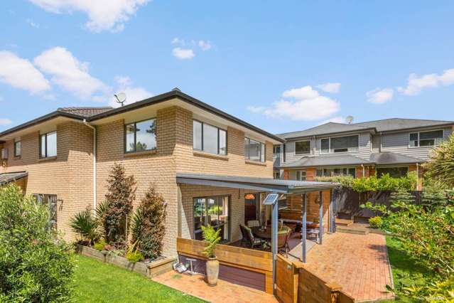 Solid Brick & Tile Family Home With Reserve View