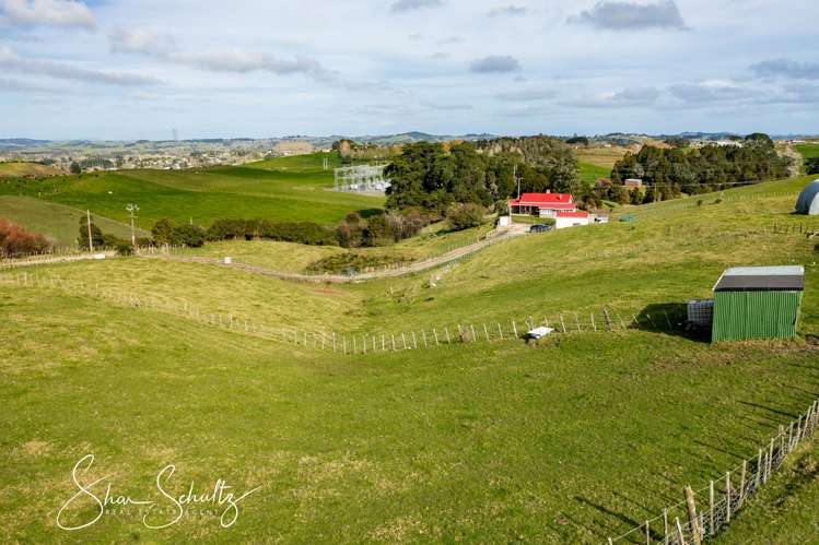 1 Kirk Road Maungaturoto_24