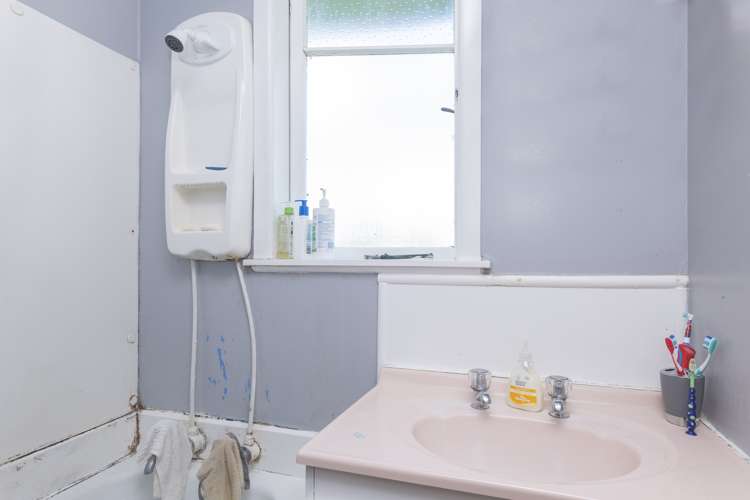 20 Glasgow Crescent Kaiti_6