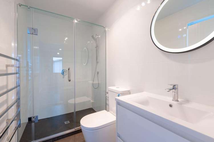 29 Toanui Road Hobsonville_11