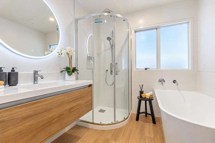 3/9 Grove Road Devonport_12