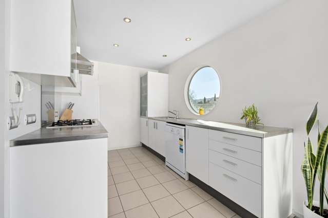 5c/10 Park Avenue Epuni_4