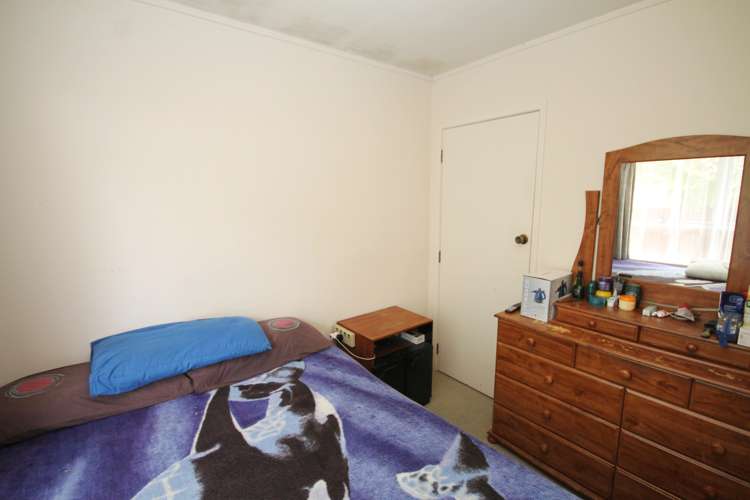 1/34a Kelvin Road Papakura_4