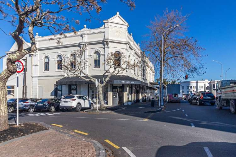 226A/222-228 Jervois Road  (Water inc). 1685_11